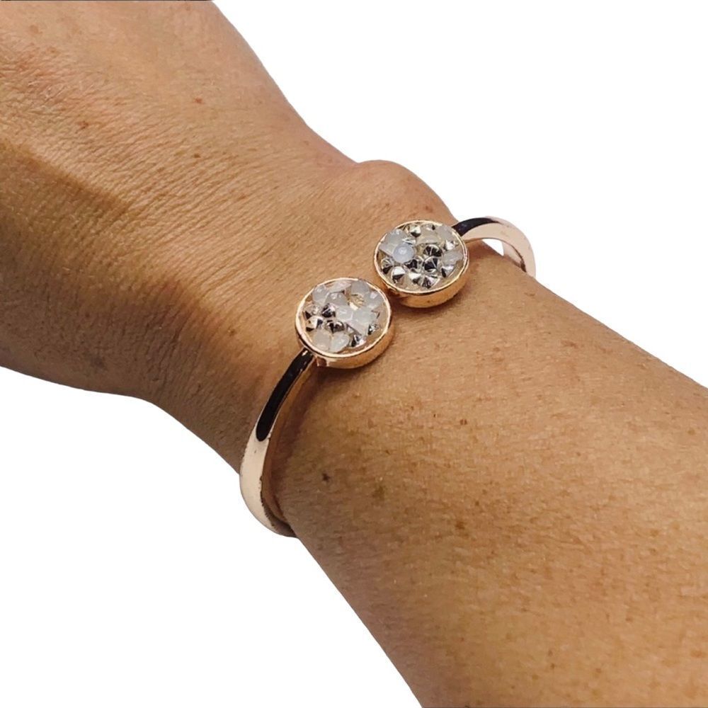 10/$25🦋 Gold Druzy Bangle Bracelet